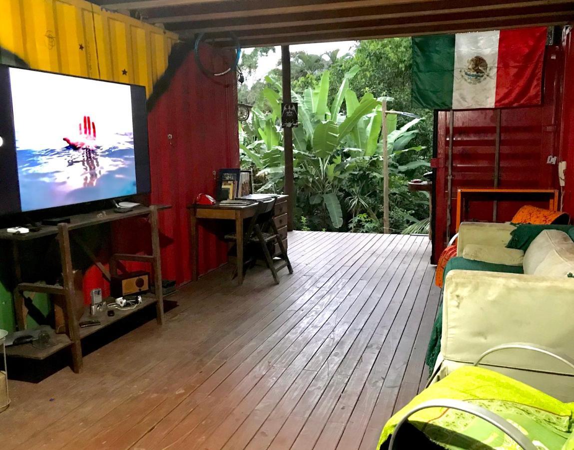 Dom Eco Hostel Containers Sao Sebastiao  Exterior foto